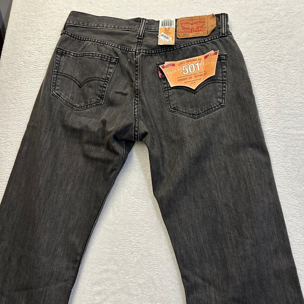Levis 501 Straight Leg Jeans Button Fly Mens 33x32 Black Y2K Deadstock NWT 2010